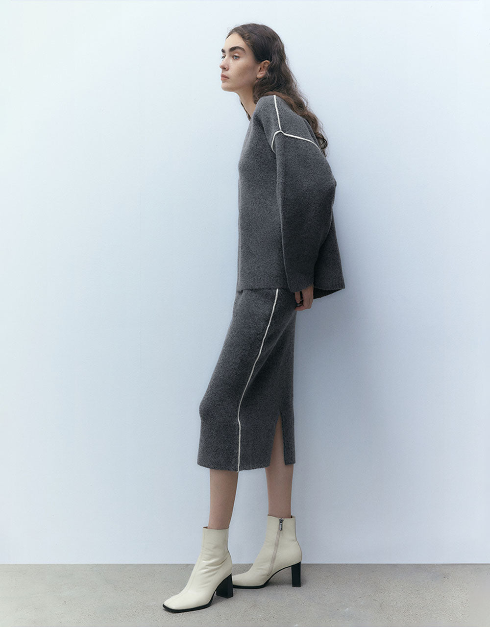 Midi Straight Knitted Skirt