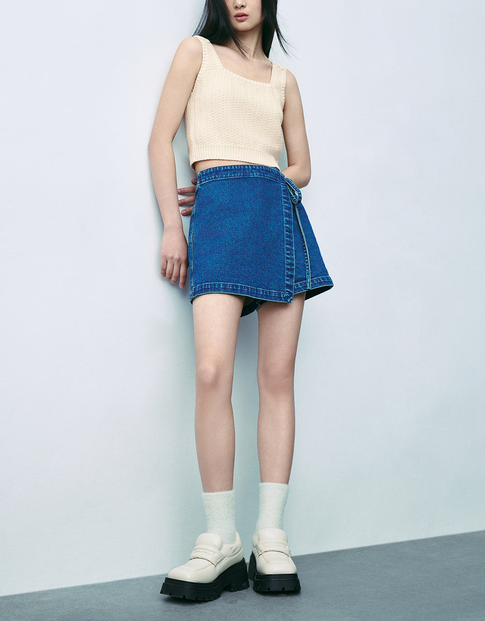 Square-cut Collar Knitted Tank Top