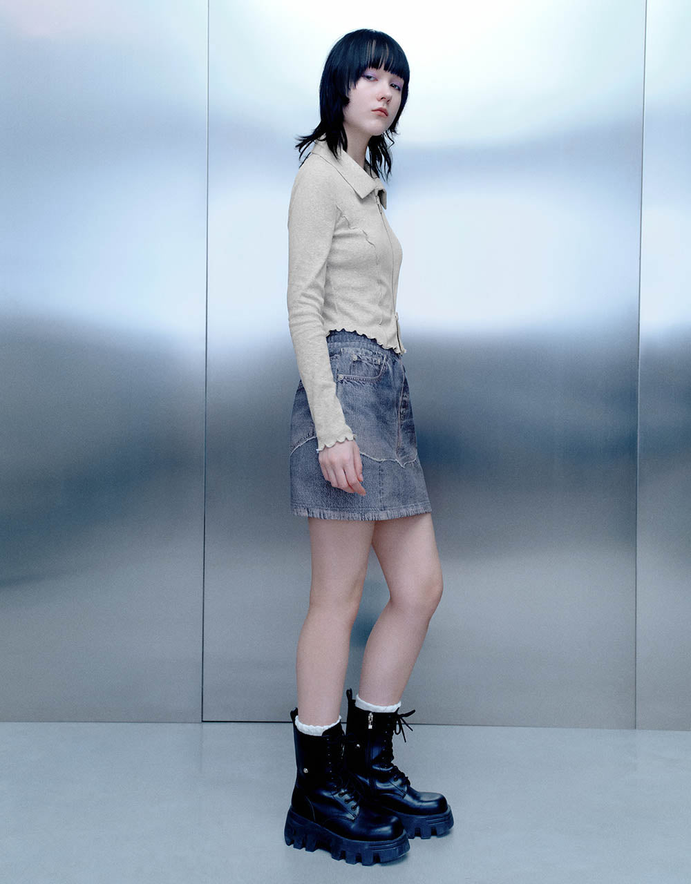 Lettuce Trim Zipper Front Skinny Shirt