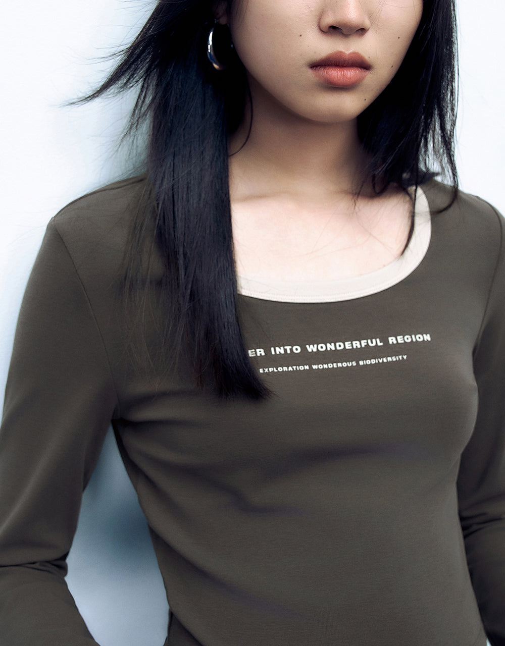 Letter Printed U Neck Knitted T-Shirt