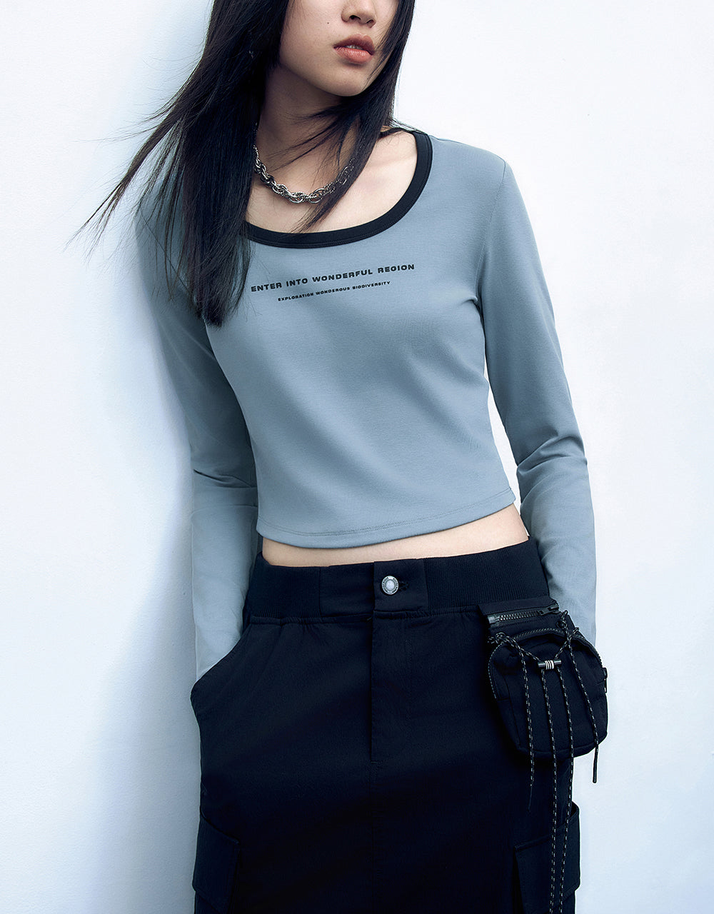 Letter Printed U Neck Knitted T-Shirt