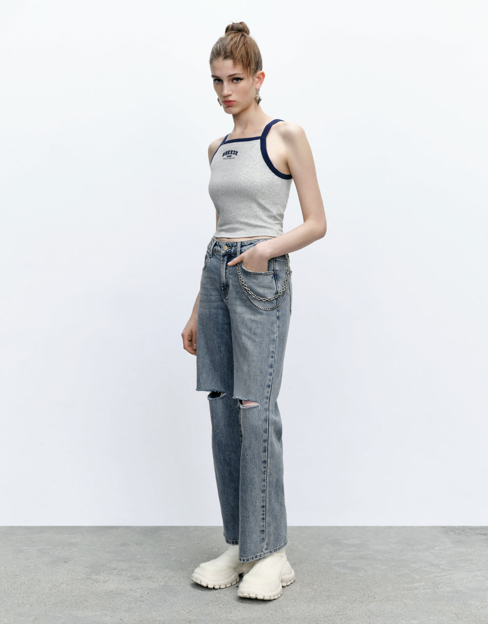 Square-cut Collar Tank Top