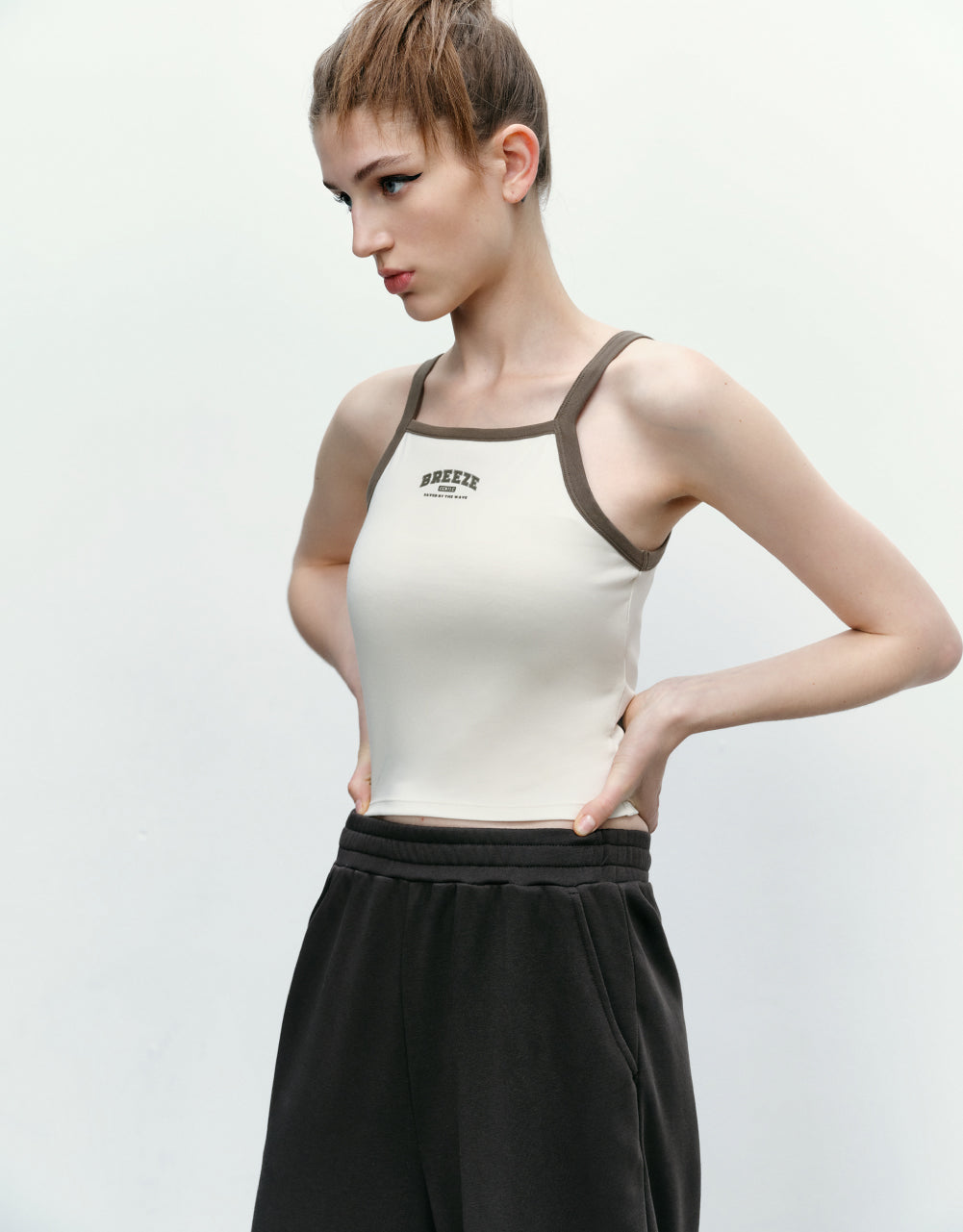 Square-cut Collar Tank Top