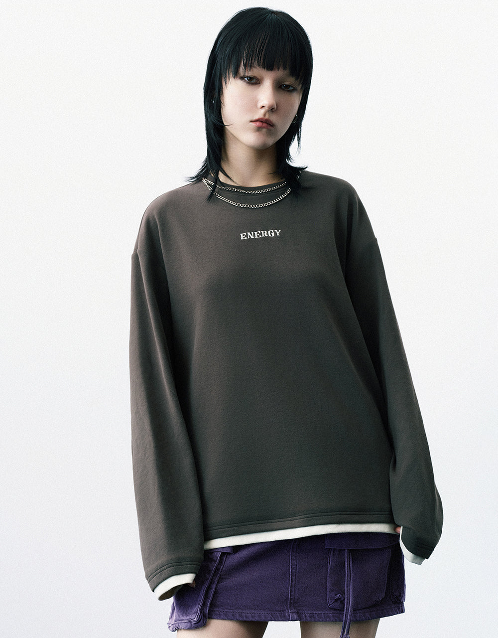 Letter Embossed Crew Neck Loose T-Shirt