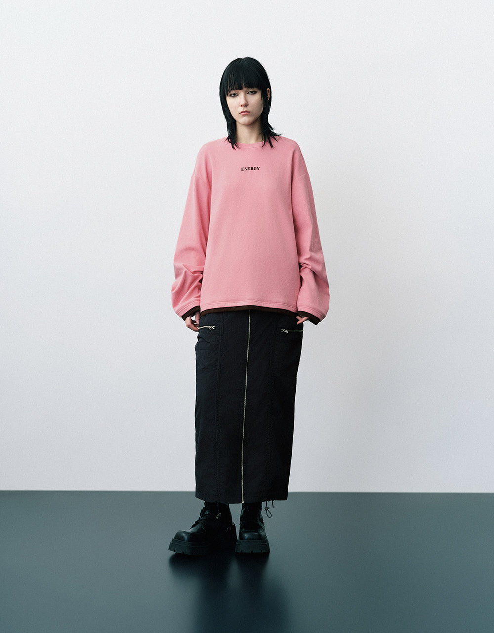 Letter Embossed Crew Neck Loose T-Shirt