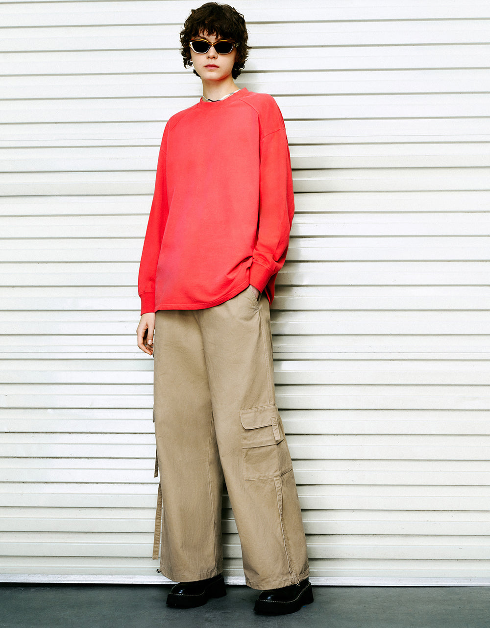 Multi-Pocket Drawstring Waist Wide-Leg Pants