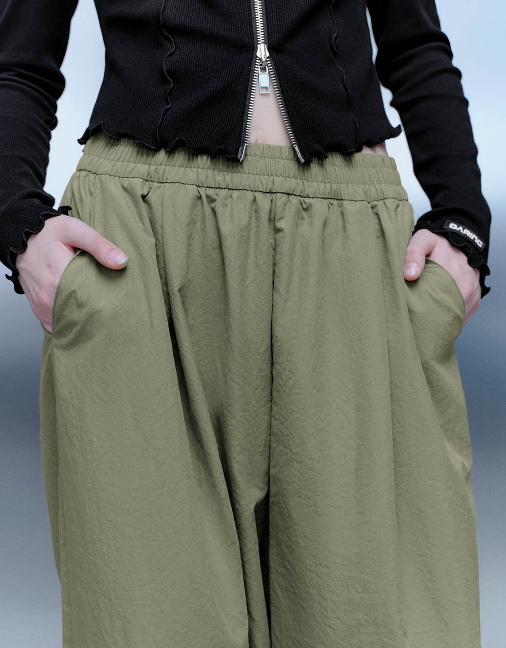 Elastic Waist Carrot Fit Pants