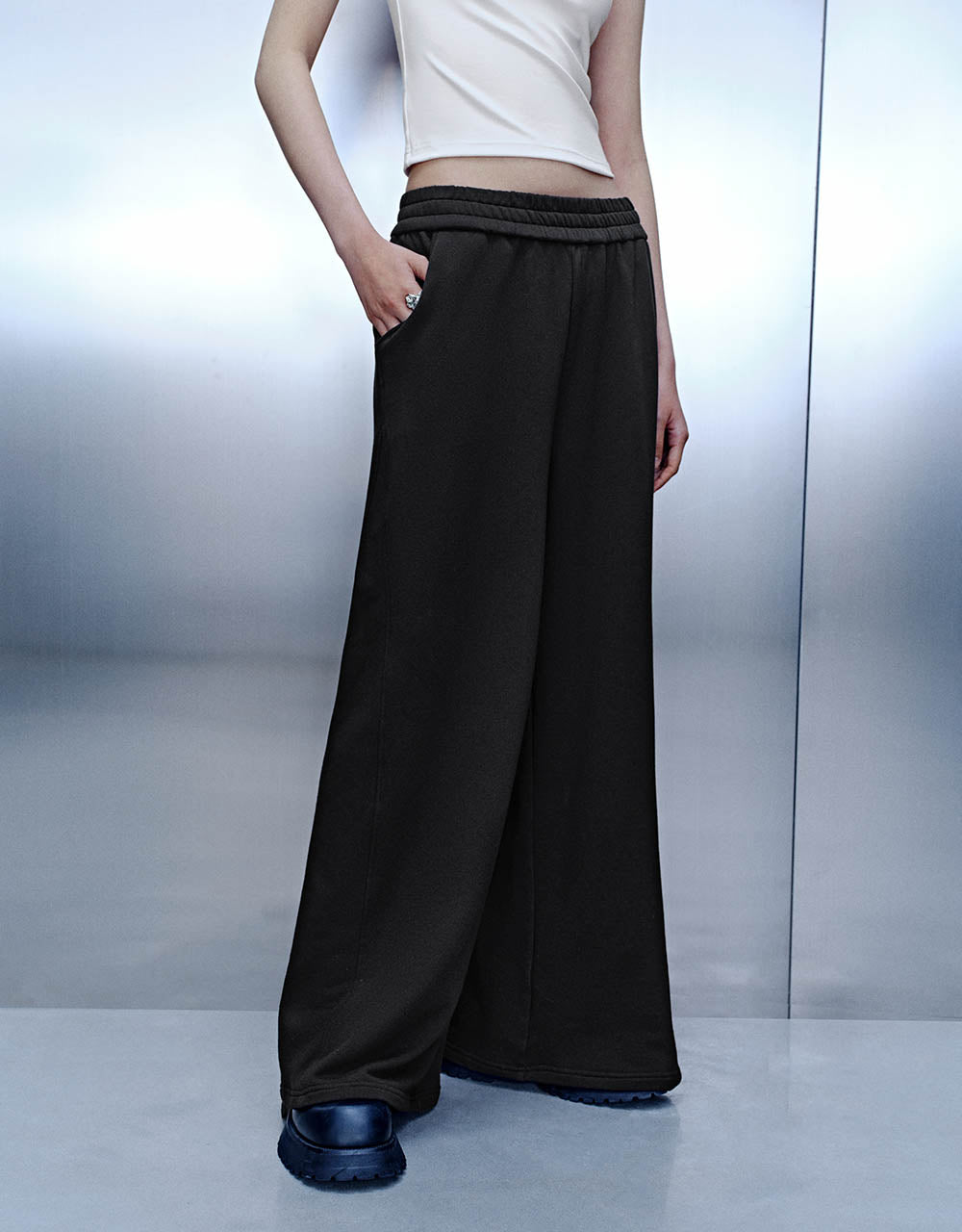 Elastic Waist Knitted Wide-Leg Pants