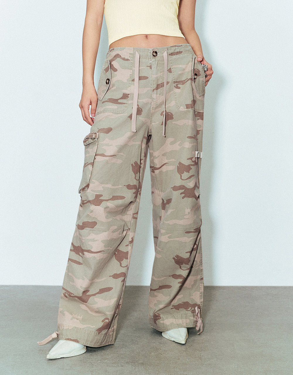 Camouflage Wide-Leg Pants