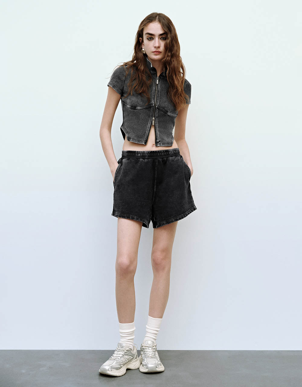 Elastic Waist Loose Shorts