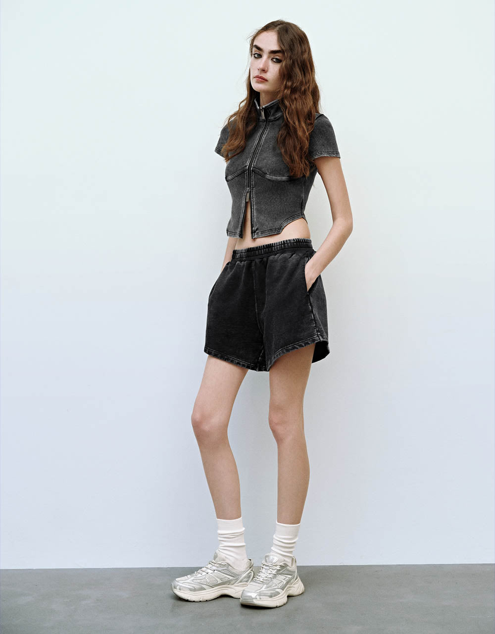 Elastic Waist Loose Shorts