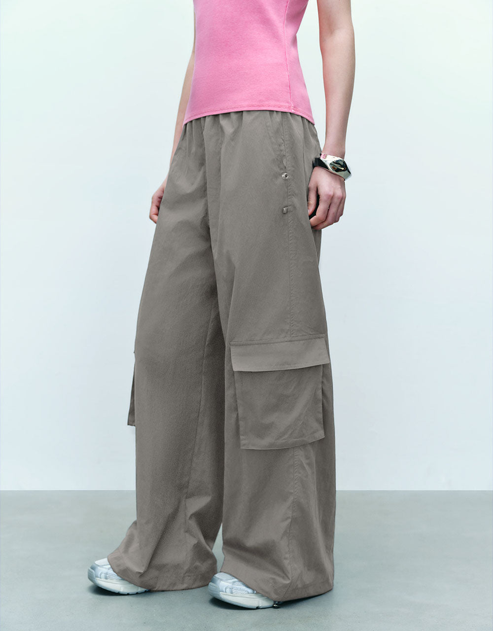 Elastic Waist Loose Jogger Pants