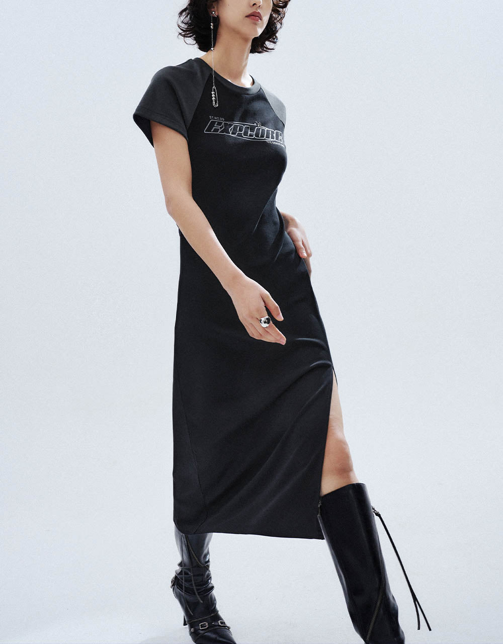 Raglan Sleeve Crew Neck Skinny Dress