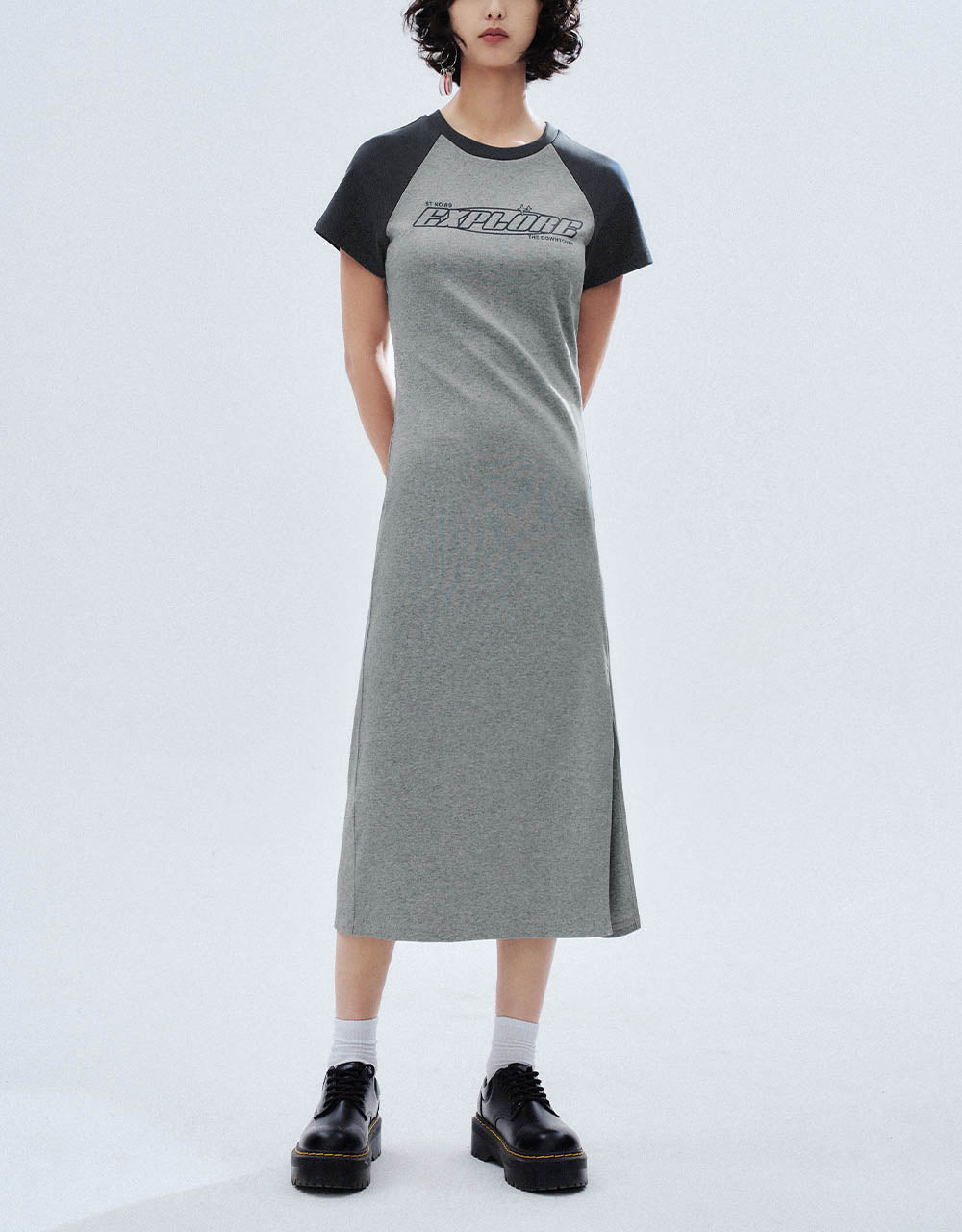 Raglan Sleeve Crew Neck Skinny Dress