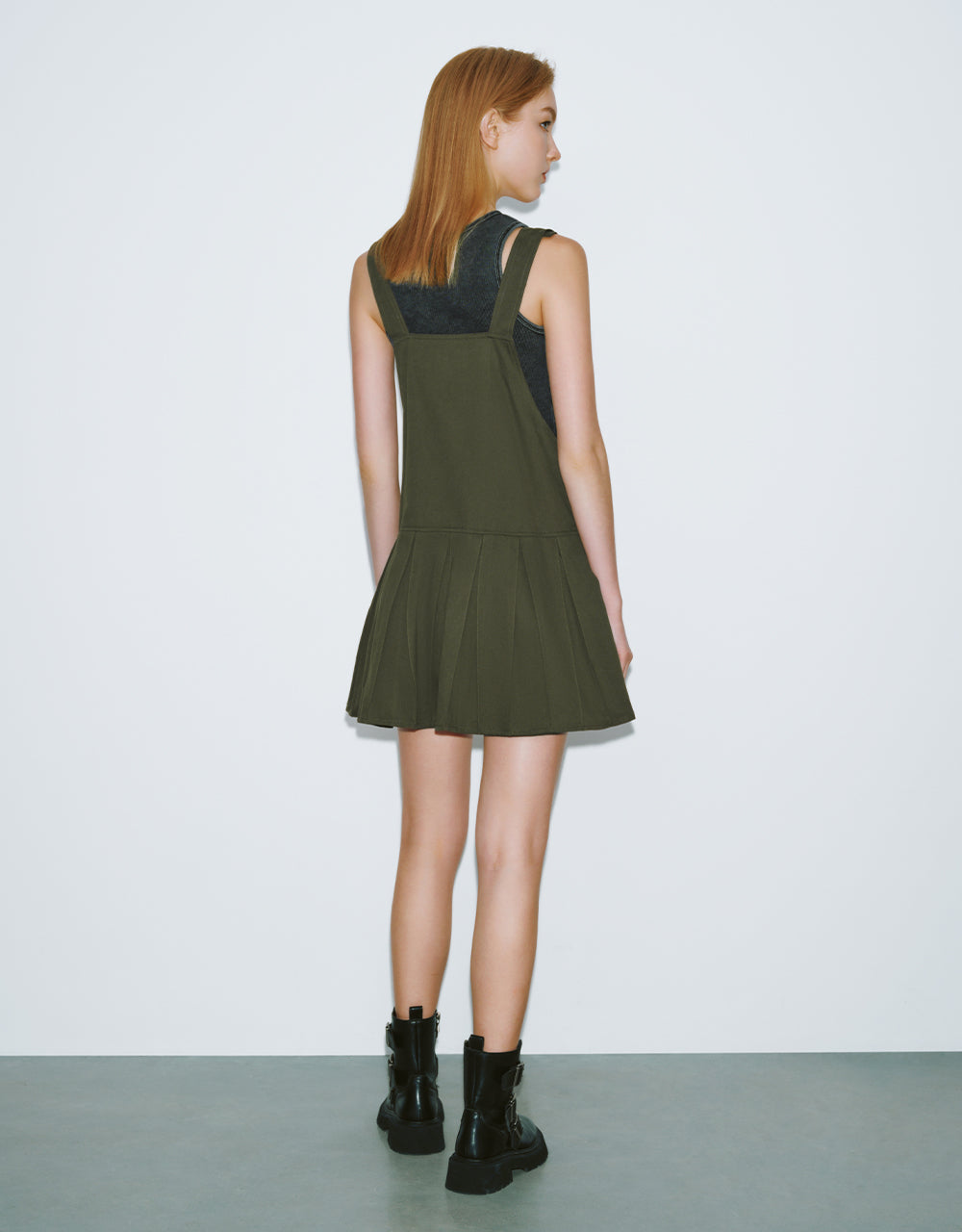 Sleeveless Square-cut Collar Pleated A-Line Dress