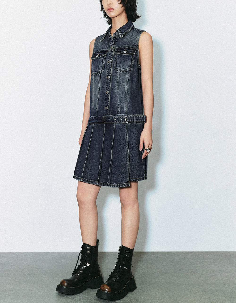 Sleeveless Lapel Denim Straight Dress