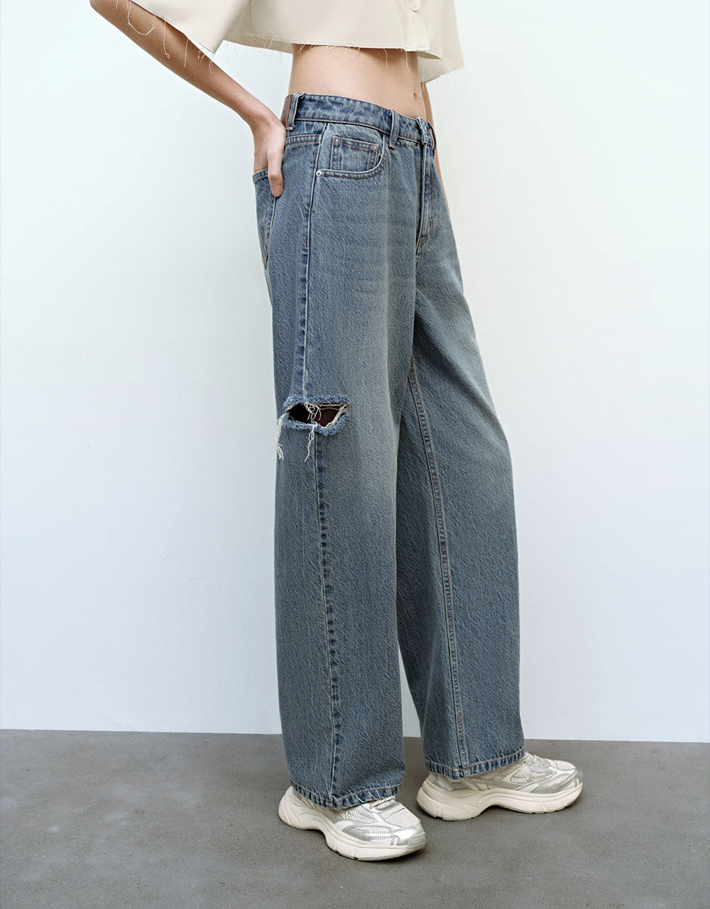 Cut-Out Wide-Leg Jeans