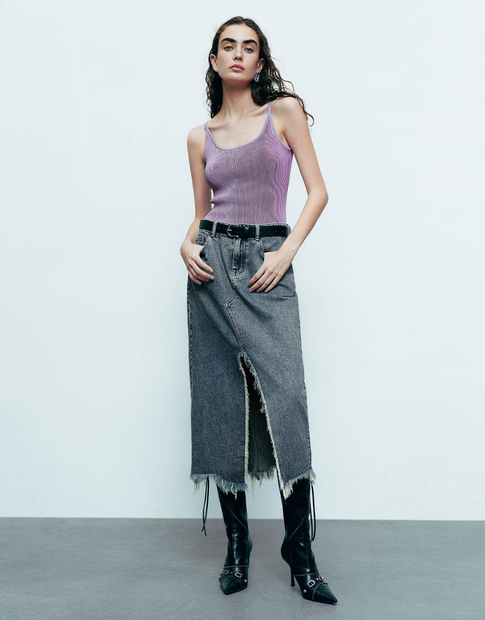 Split Raw Hem Straight Denim Skirt