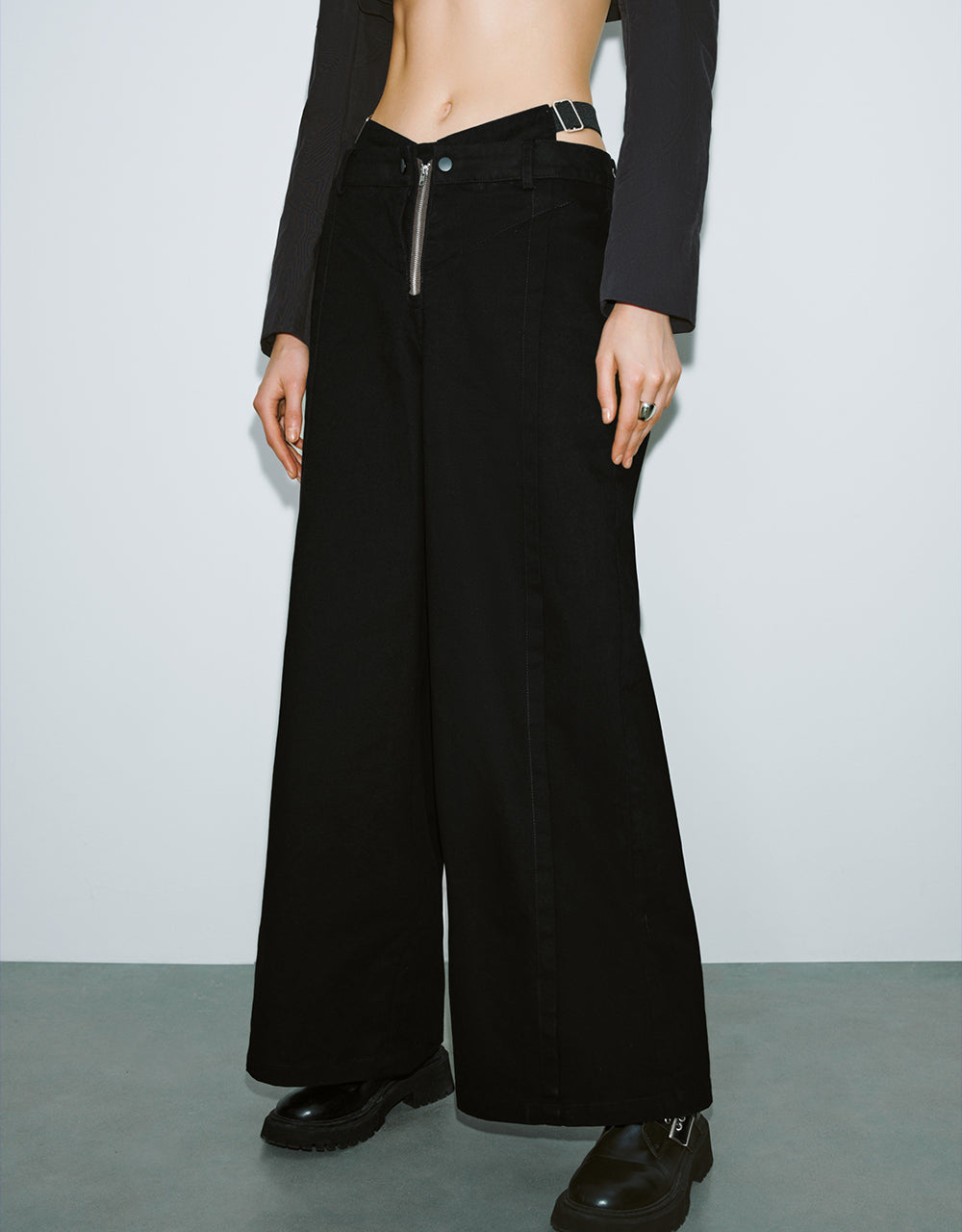 Cut-Out Wide-Leg Pants