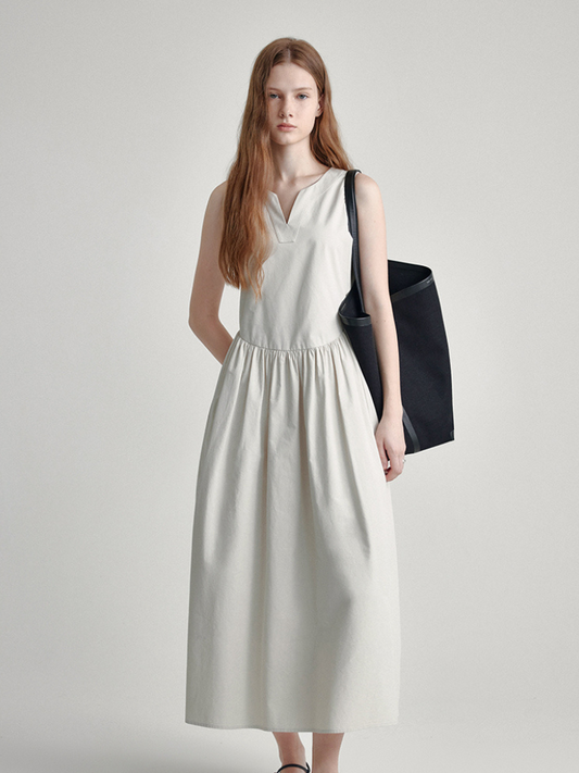 Minimalist V-neck Slim Fit Maxi Dress