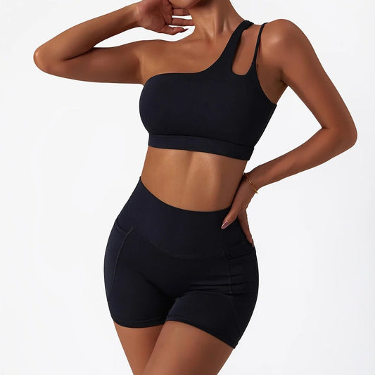 리디아 비대칭 탑 &amp; 쇼츠 세트