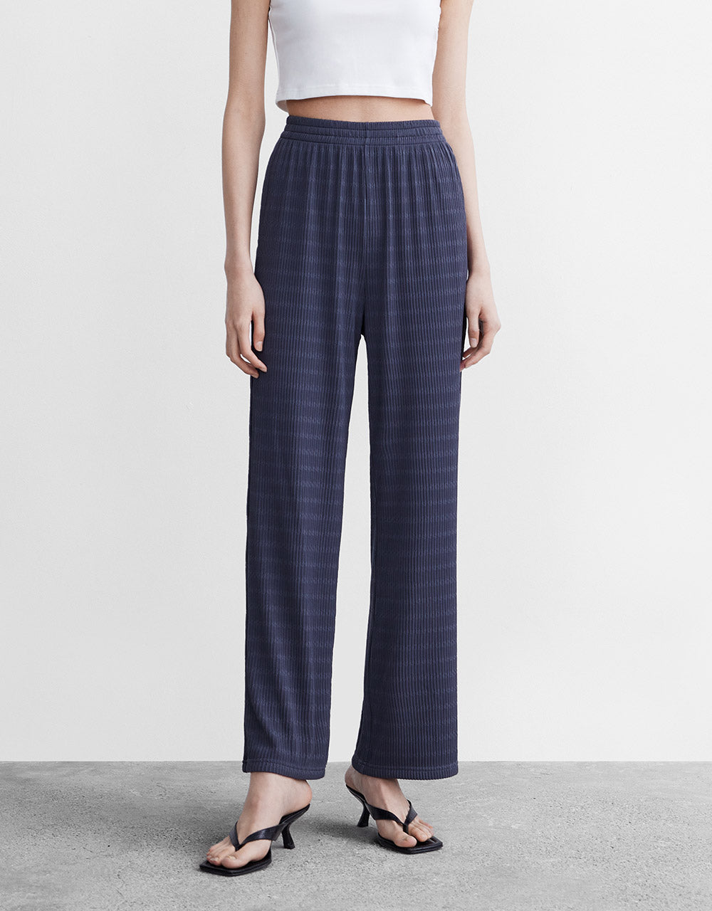 Elastic Waist Textured Pants