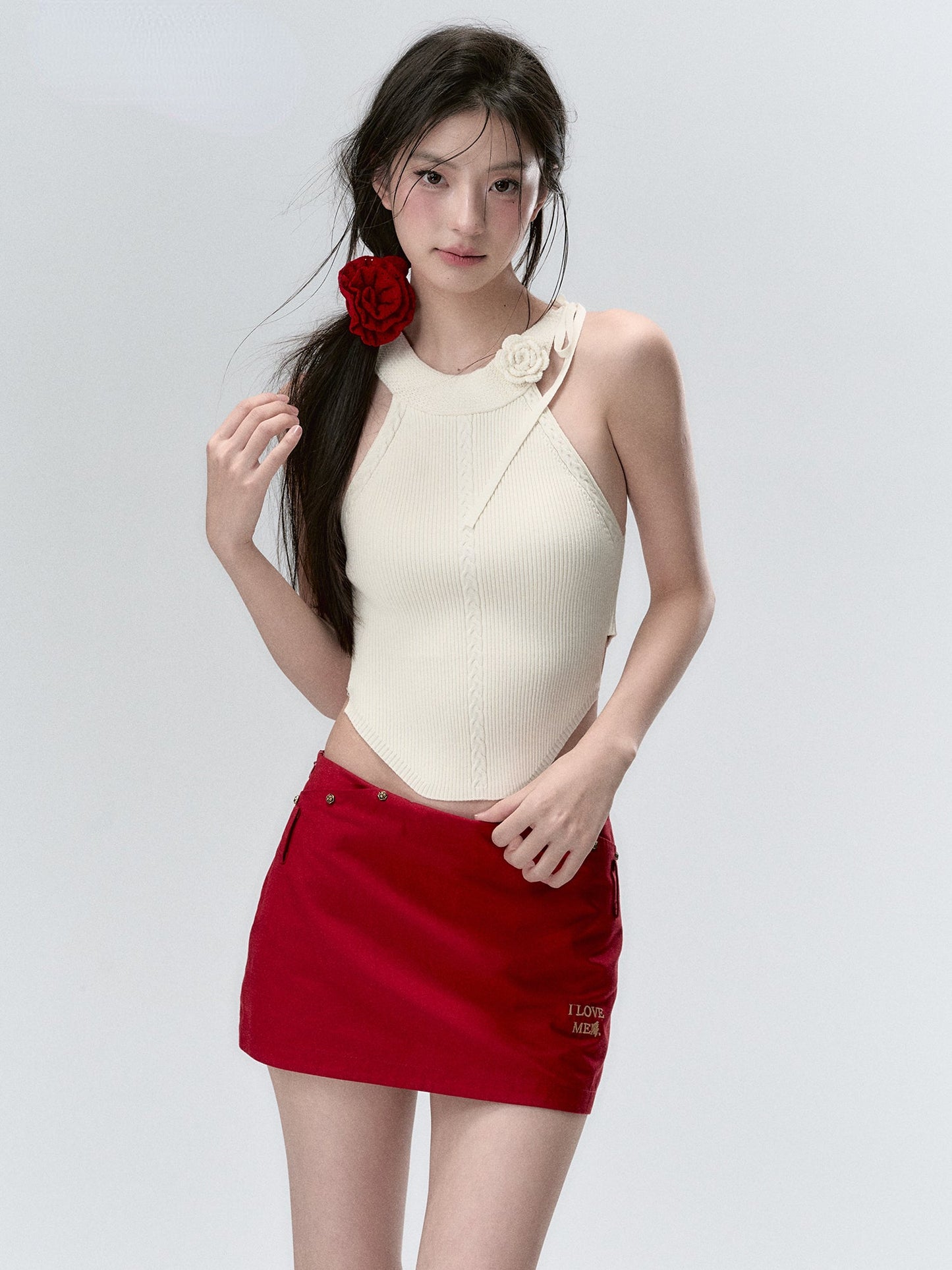 Red & Beige Rose Decor Crewneck Knitted Vest