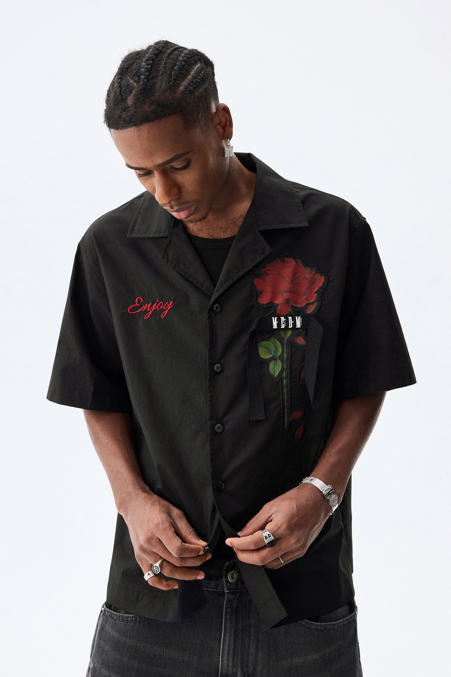MEDM 로즈 패치 셔츠
