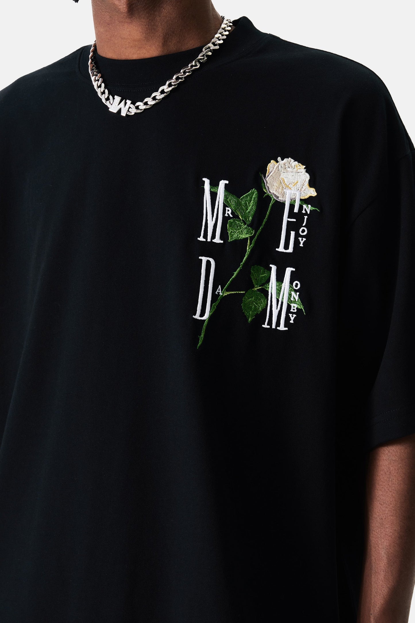 MEDM 자수 로즈 티셔츠 