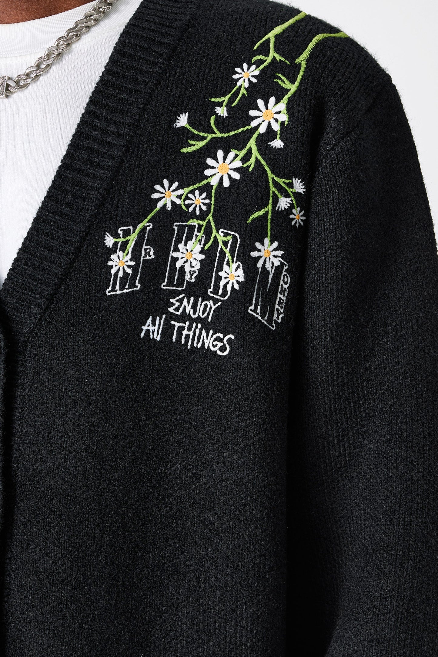 MEDM 자수 카디건