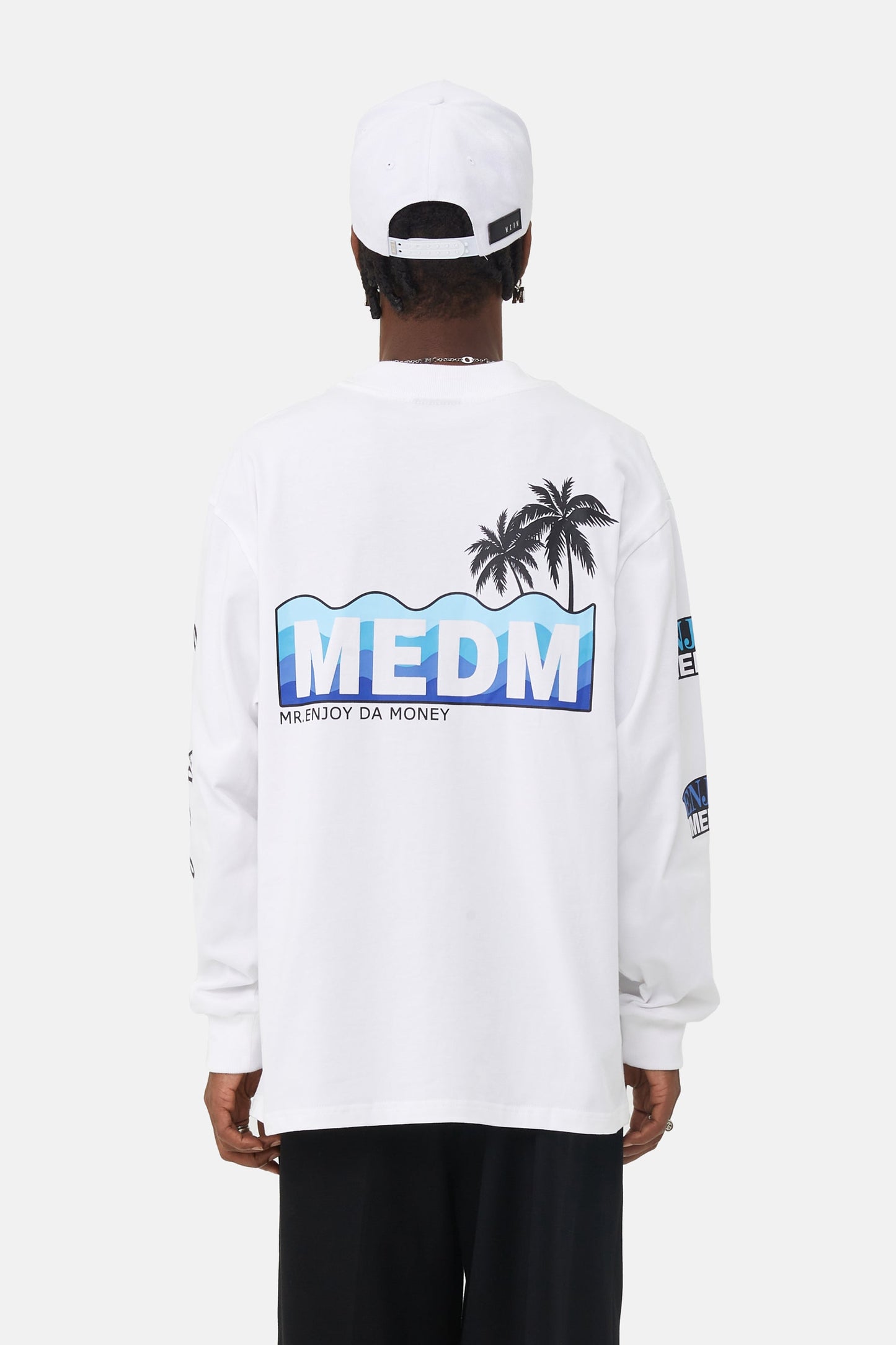 MEDM 긴팔 티셔츠