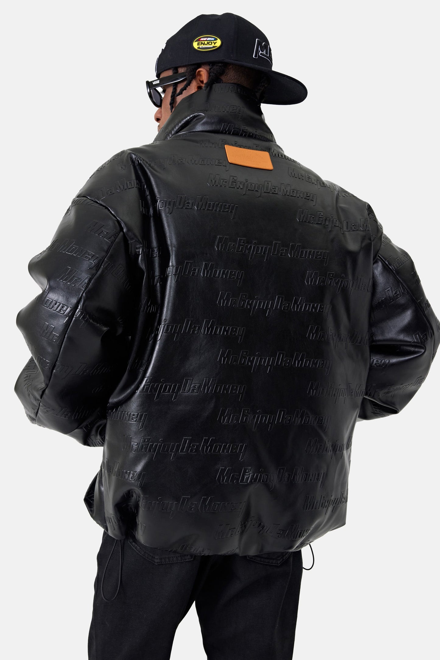 MEDM 로고 다운 재킷. 