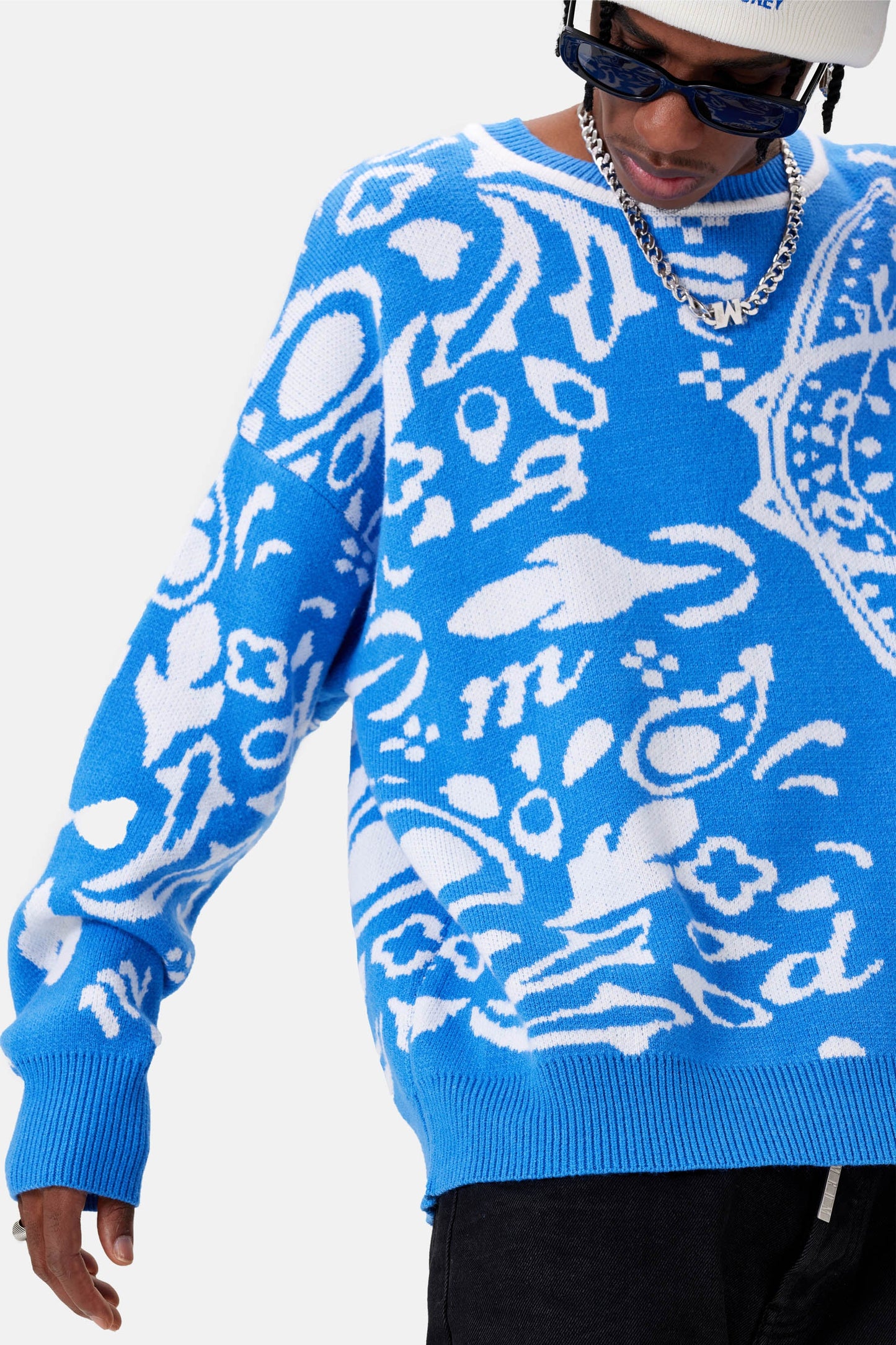 MEDM 캐슈 플라워 스웨터