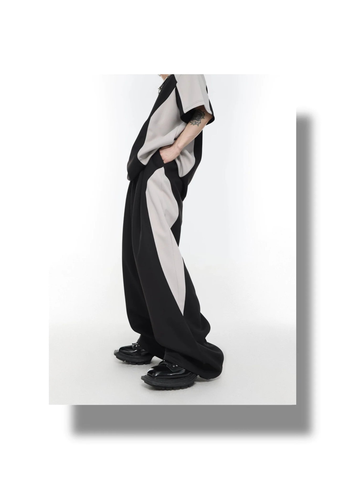 Color Blocking Shoulder Pad Short Sleeve Casual T-Shirt and Sports Set