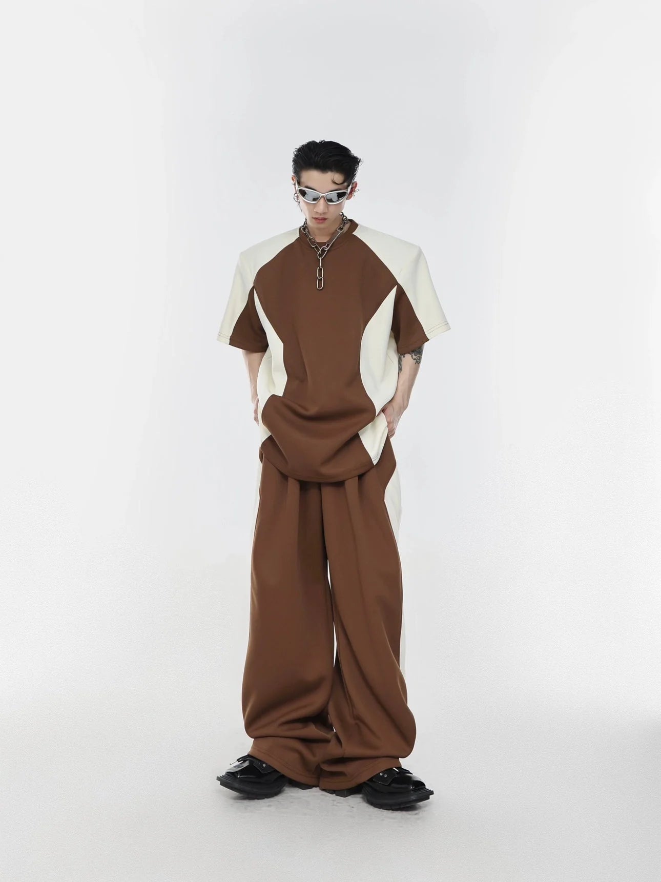 Color Blocking Shoulder Pad Short Sleeve Casual T-Shirt and Sports Set