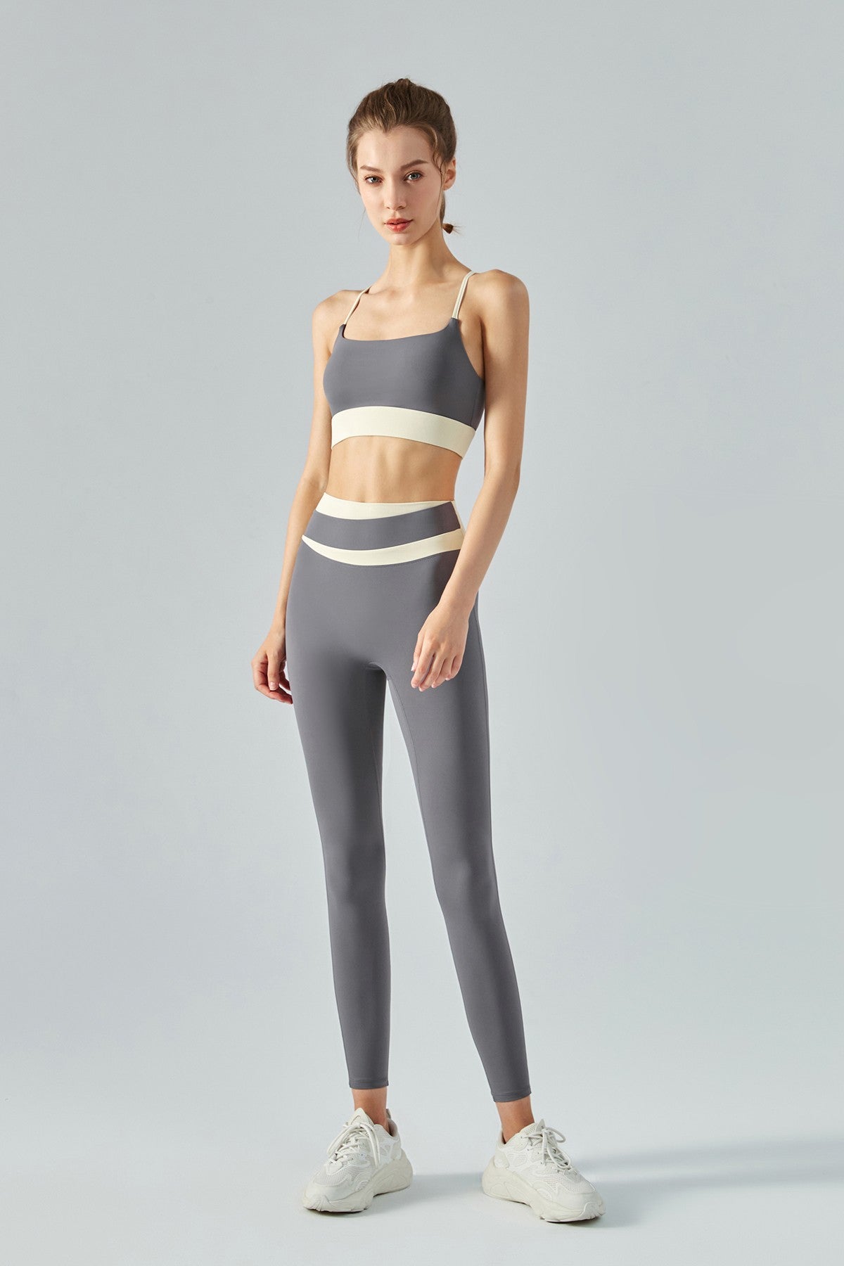 Colorblock Criss Cross Back Sports Bra