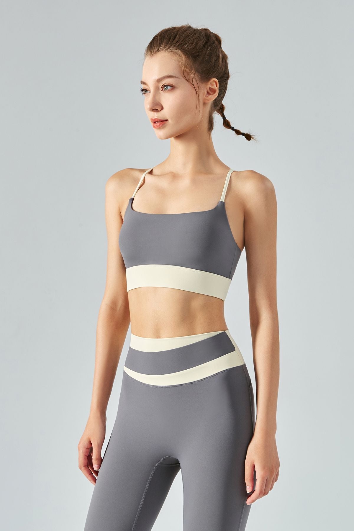 Colorblock Criss Cross Back Sports Bra