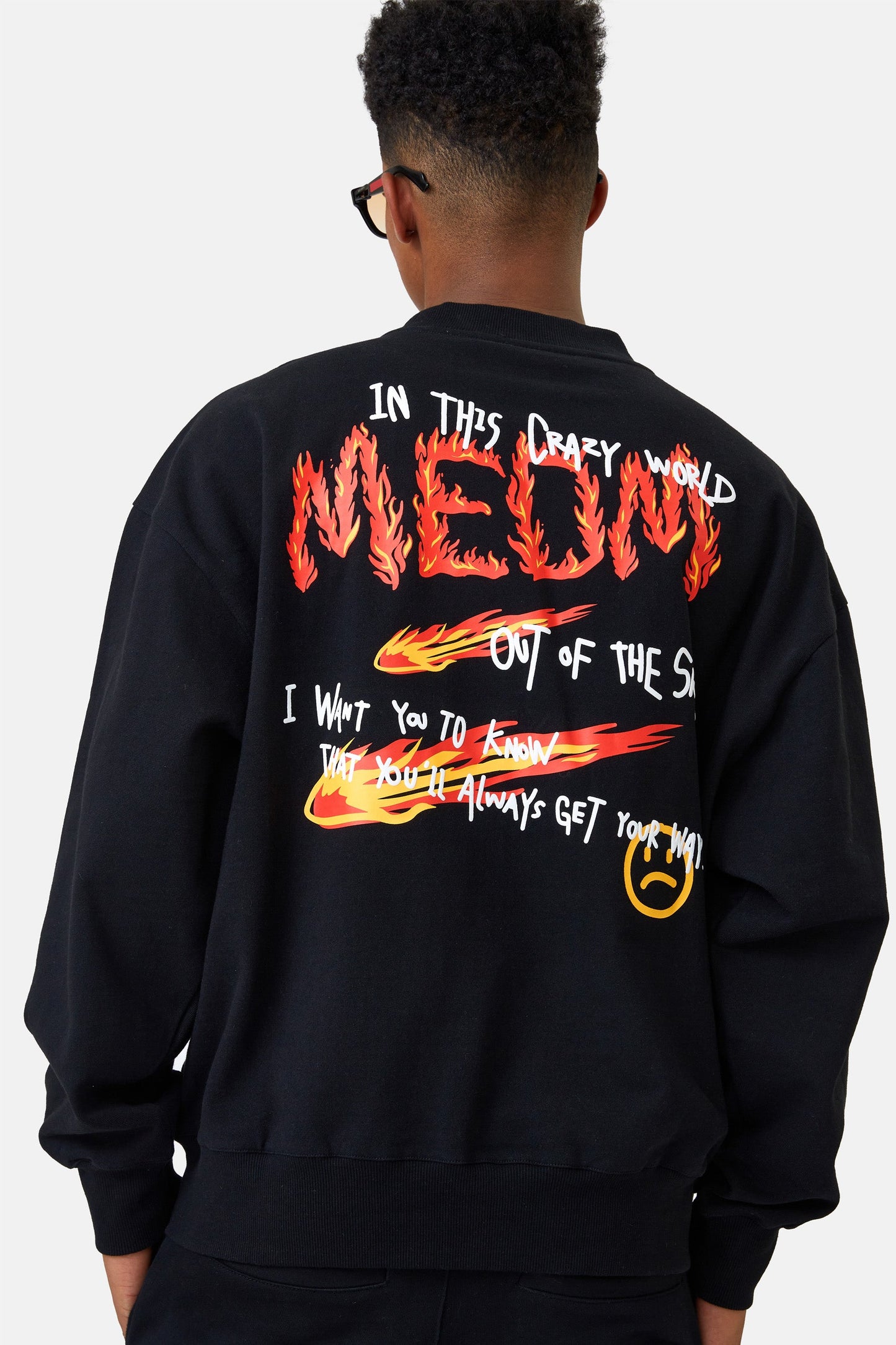 MEDM 크레이지 월드 스웨터