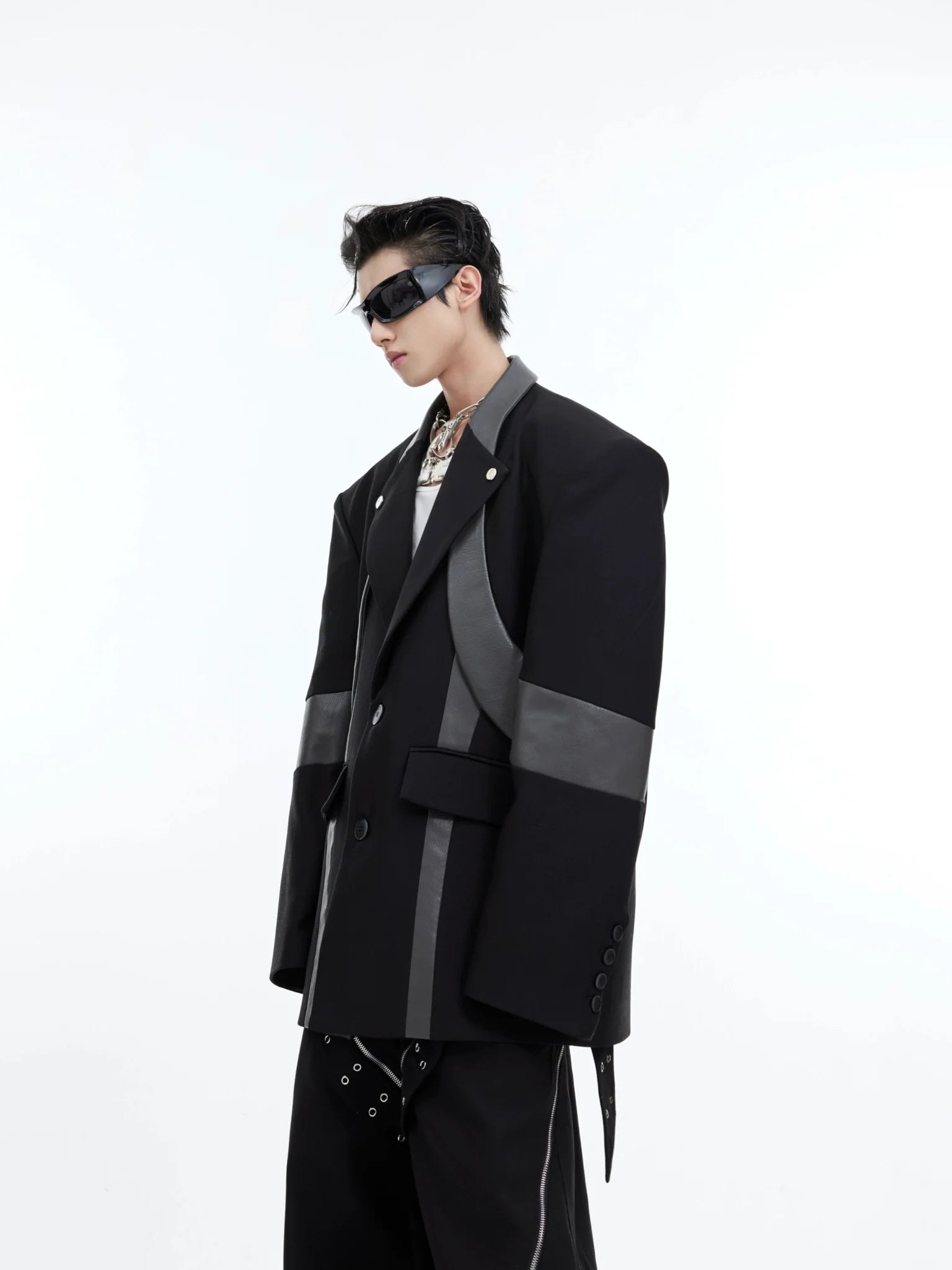 Deconstructed Shoulder-Pad Suit Jacket | Metallic Detail Blazer