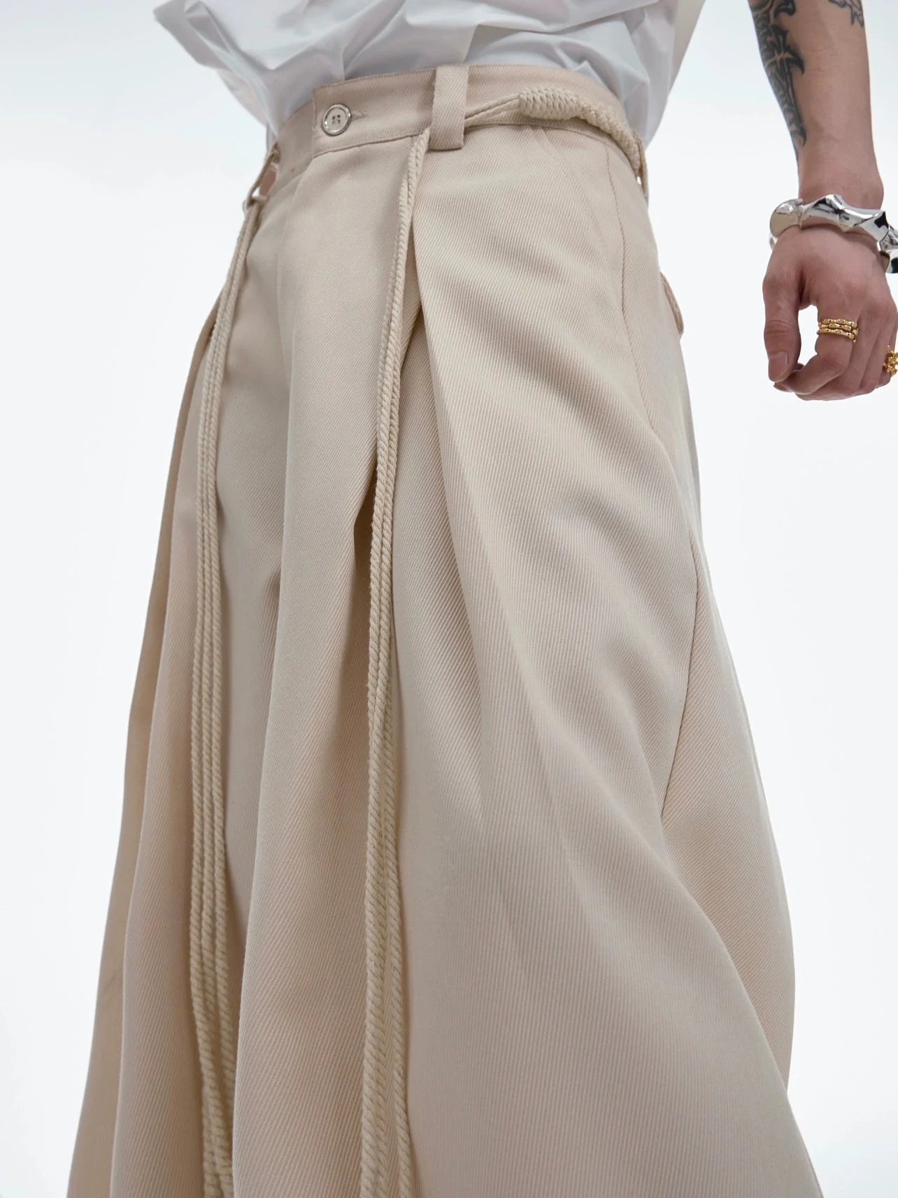 Drawstring Pleated Twill Loose Fit Casual Pants with Deconstructed Design