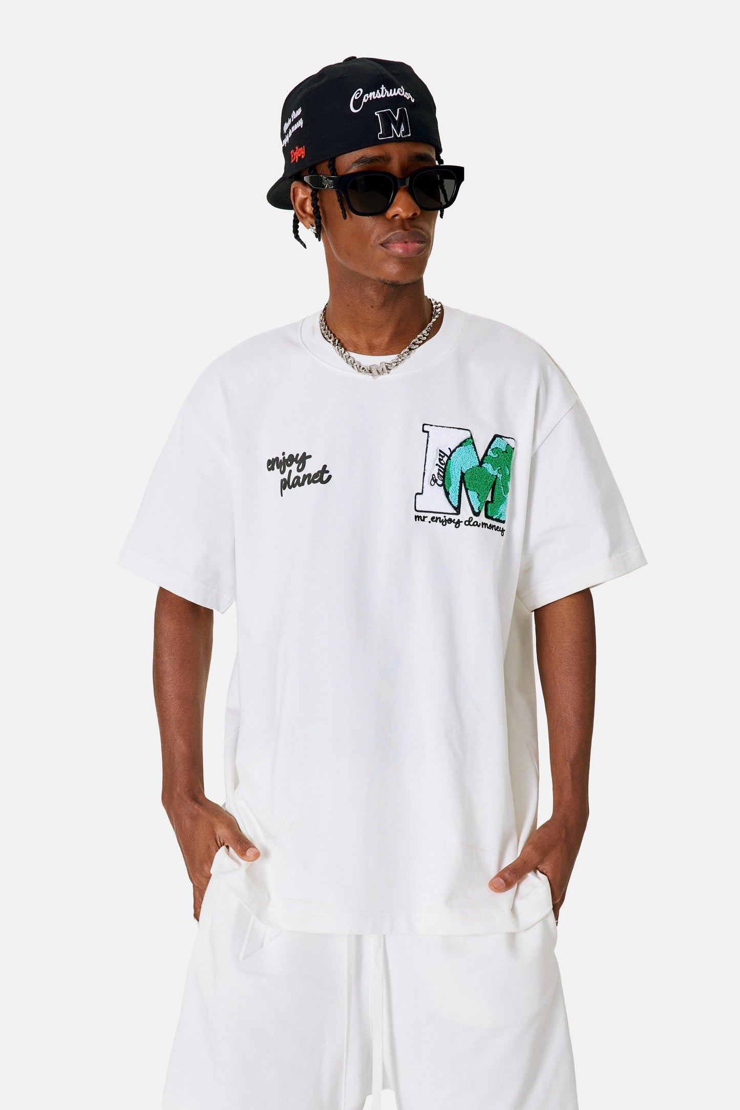 MEDM EARTH 로고 티셔츠 