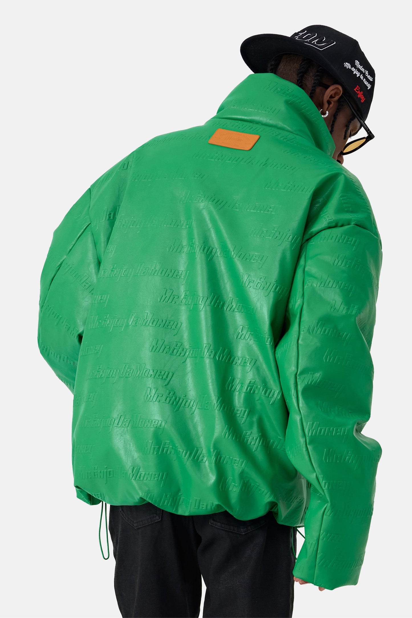 MEDM 로고 다운 재킷.