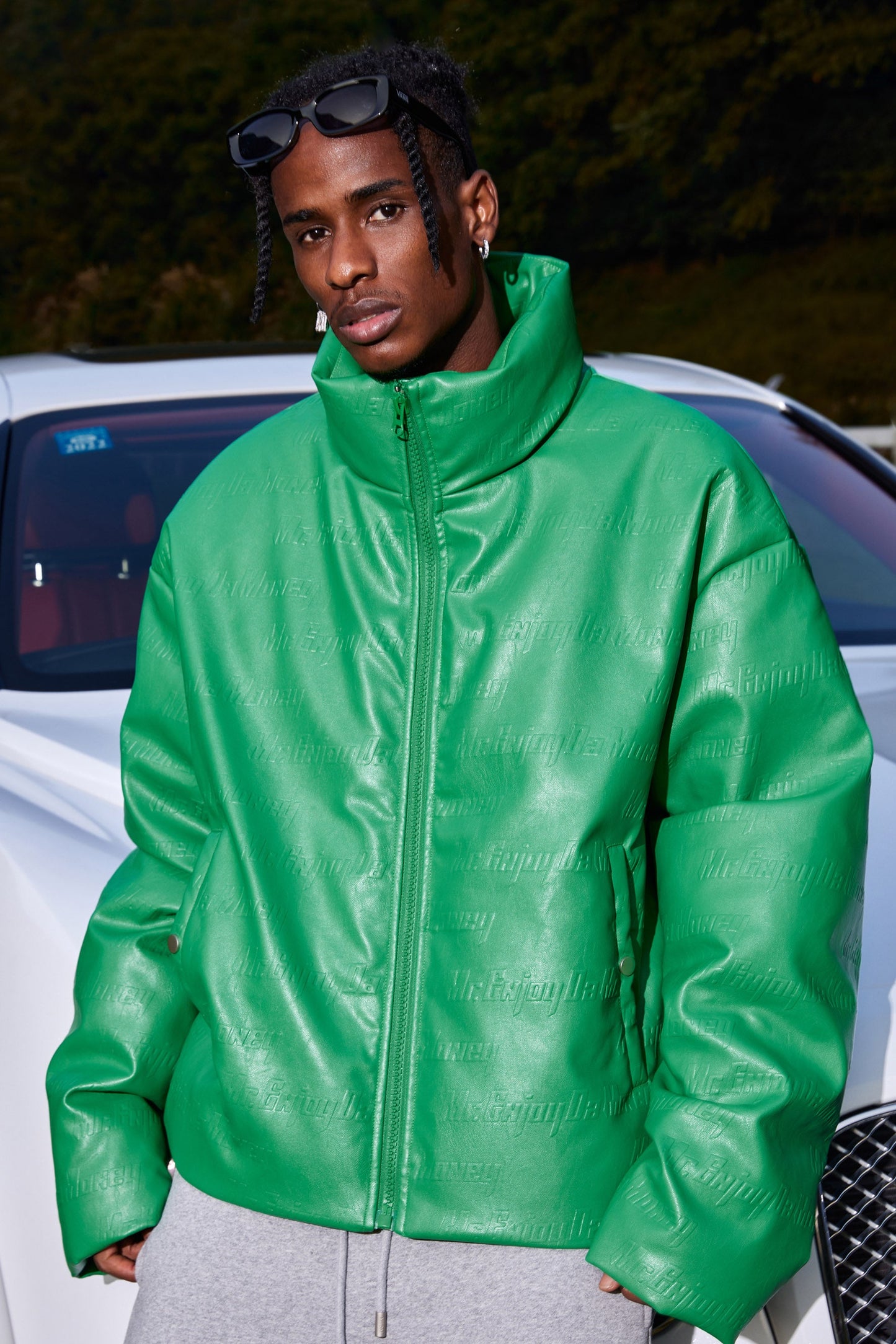 MEDM 로고 다운 재킷.