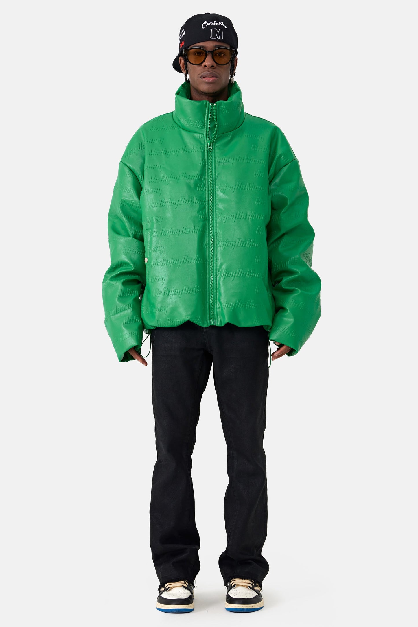 MEDM 로고 다운 재킷.