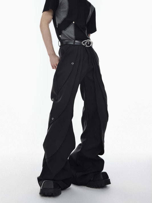 High-Waisted Flared Suit Pants with Pleated and Metal Accents