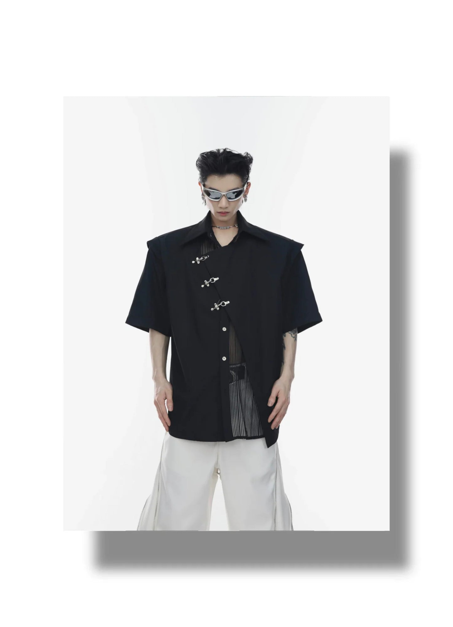 Innovative Asymmetrical Mesh Double-Layer Shirt with Metal Airplane Clasp