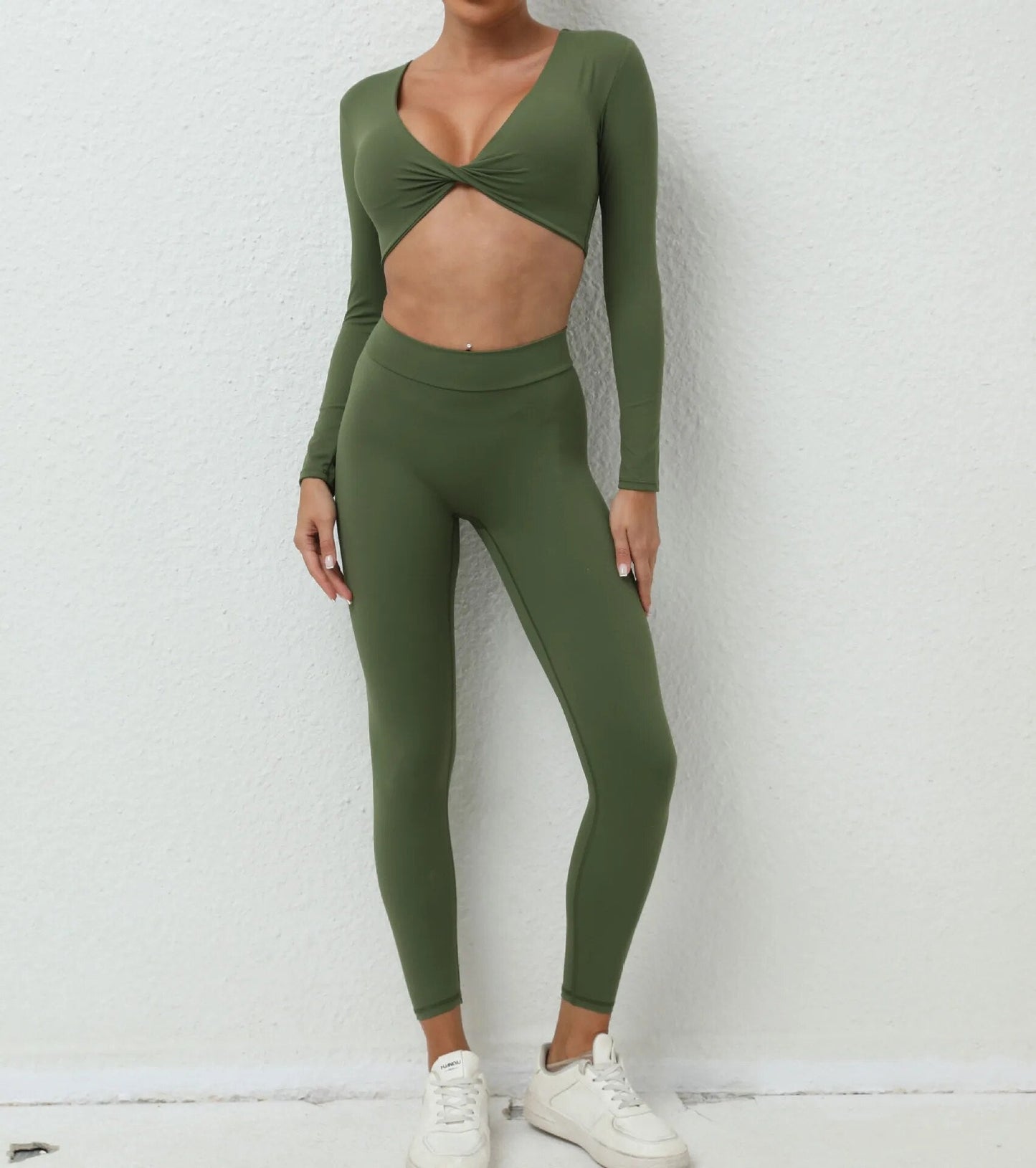 Ultimate Longsleeve Twist Top & Leggings Set