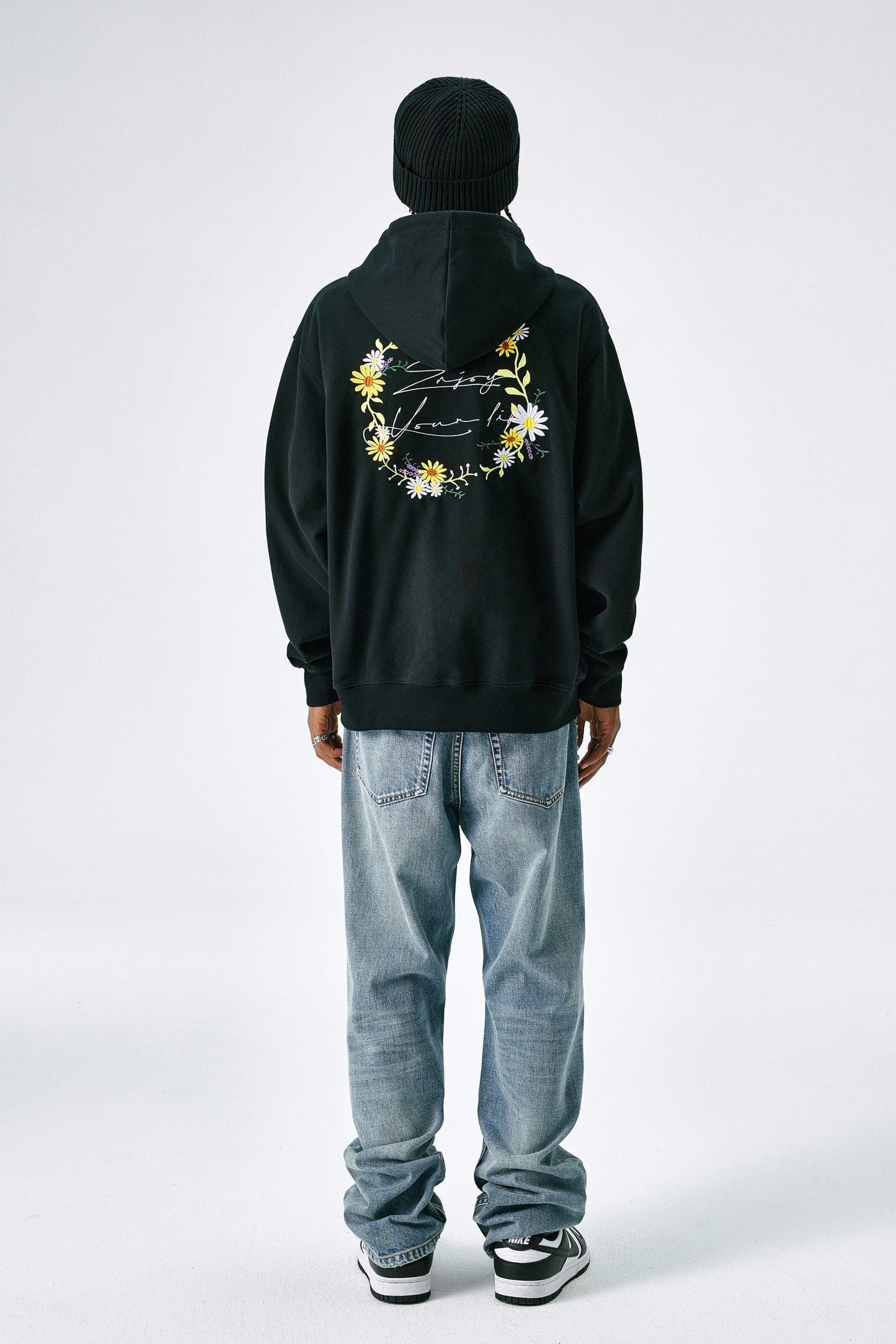 MEDM GARLAND 시리즈 후디