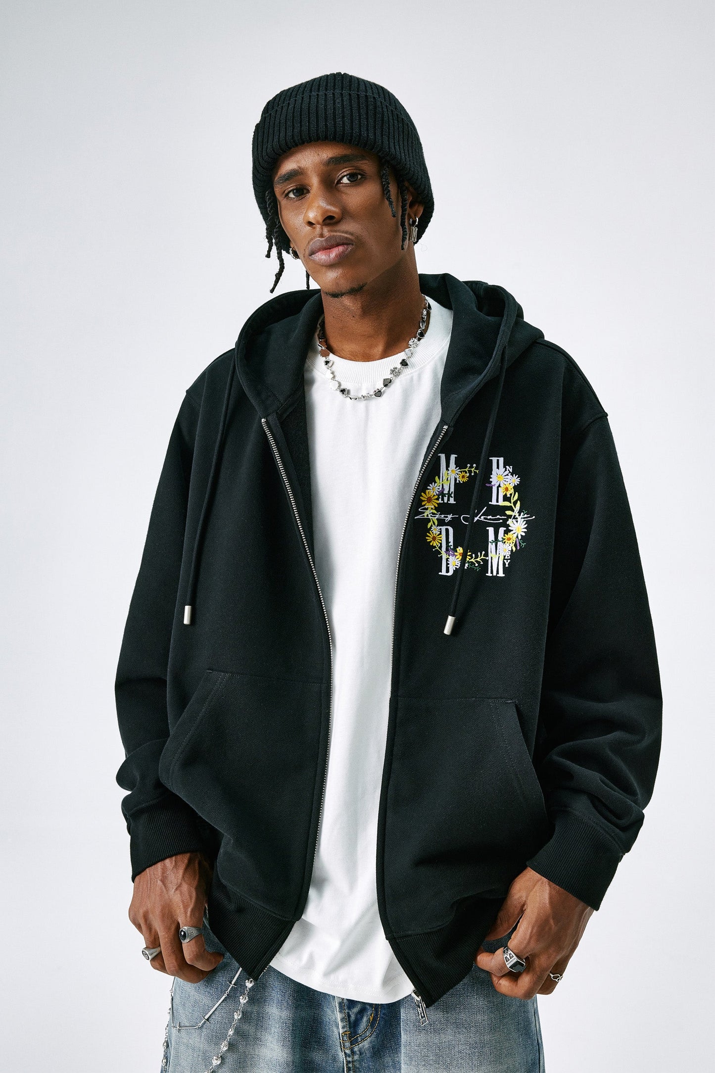 MEDM GARLAND 시리즈 후디