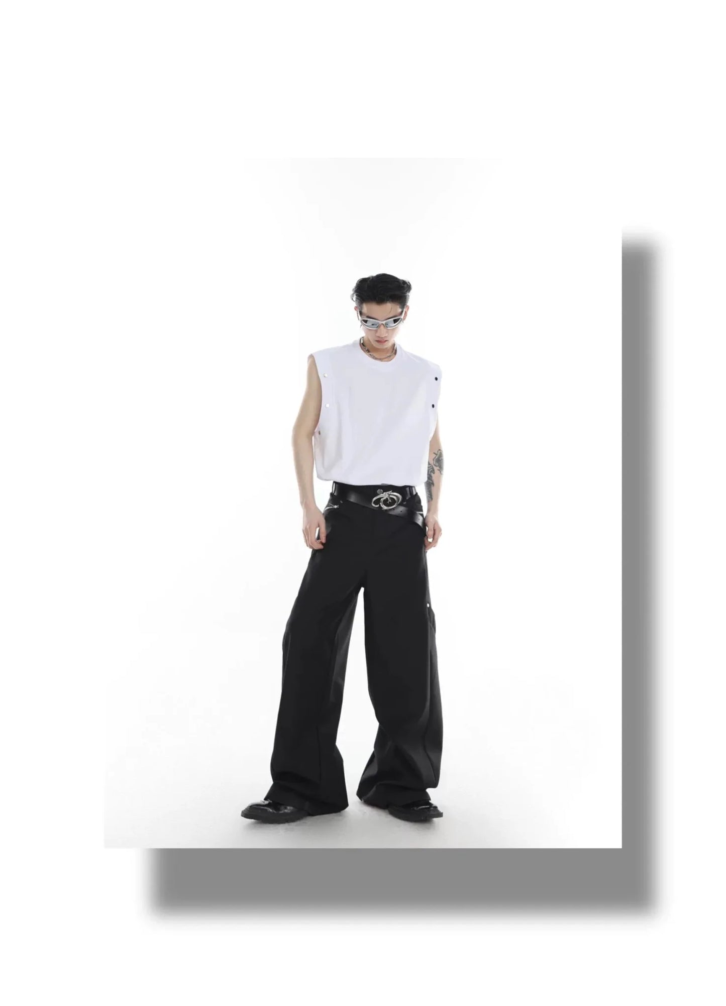 Men's Streetwear Sporty Loose-Fit Tank Top with Metal Button Accents